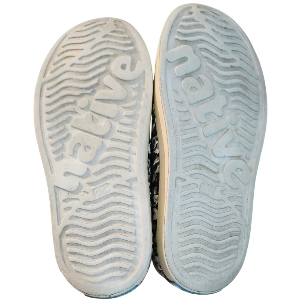 Native Jefferson Water Shoes Black Grey White Camo Unisex Size Boy's 3 Girl's 5